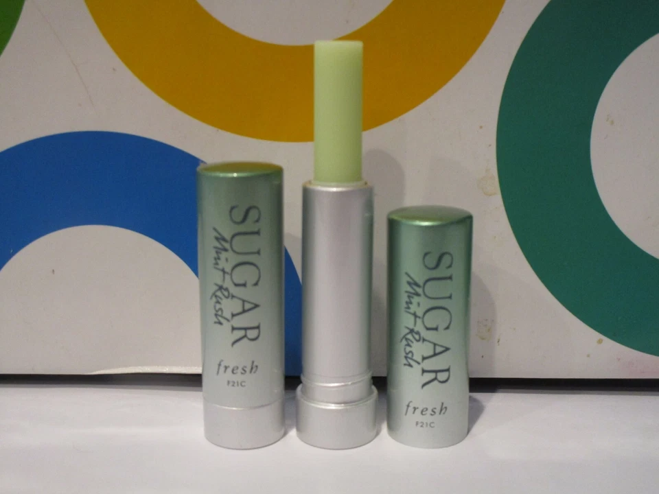СВЕЖИЙ ~ САХАР МЯТЫ RUSH ГУБ ЛЕЧЕНИЕ СОЛНЦЕЗАЩИТНЫЙ КРЕМ SPF 15 ~ 0,07 УНЦИЙ МИНИ 2 ПК ЛОТ - Изображение 1 из 1