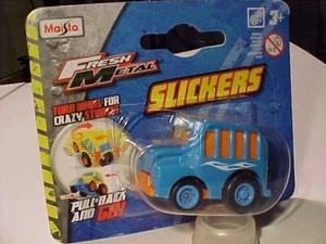 2 Zoll Schulbus Maisto Kunststoff Abenteuerräder Slickers Zurückziehen und Gehen 2015 - Bild 1 von 5