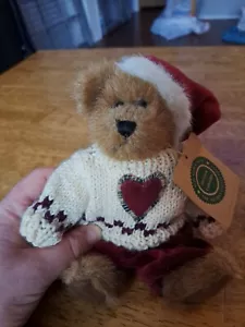 Boyd's Bearwear VTG Edmond T. Bear, Christmas 1998 Santa Hat Sweater with Heart - Picture 1 of 6