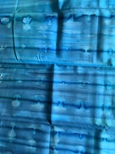 Fat Quarter Cotton Quilt Fabric Batik Blue Tones  (575v) - Picture 1 of 5