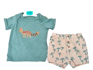 Marks & Spencer Baby Jungen 2-teiliges Set Kurzarm T-Shirt & Shorts 9-12 Monate - Bild 1 von 2