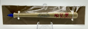 De colección New York Yankees Louisville Slugger Bat Pen Coleccionistas Souvenirs - Imagen 1 de 4