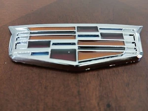 Front Grill Emblem Badge for Cadillac ATS ELR XTS 2015 - 2021 CHROME - Picture 1 of 2