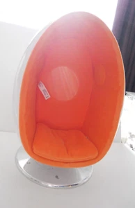AMERICAN GIRL DOLL WHITE JULIE'S EGG CHAIR WITH SPEAKERS approx 16" high - Picture 1 of 5