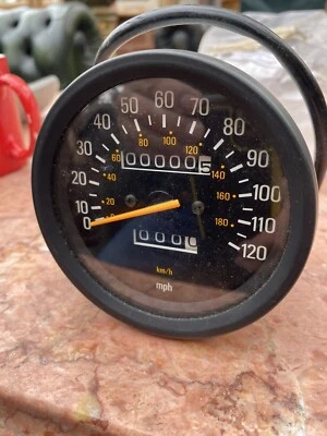 Velocímetro Yamaha XS400E NUEVO 2LO-23580 como nuevo Foto 1 de 4