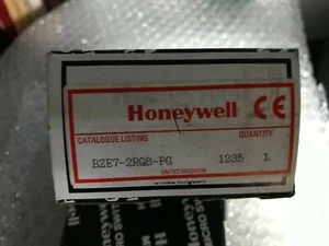 Honeywell BZE7-2RQ80-PG Limit Switch - Picture 1 of 2