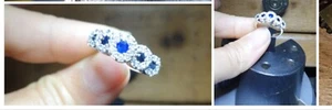 Anello in argento 925 con zaffiri naturali e contorno cubic - Foto 1 di 6