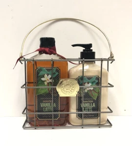 Bath and Body Works Winter Vanilla Latte Lotion Body Wash Set 2013 Discontinue - Picture 1 of 5