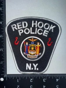 Red Hook New York NY Police Shoulder Patch Obsolete Collectible - Picture 1 of 2