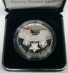 2011 P Proof Medal of Honor Commemorative Silver Dollar +OGP/COA - Picture 1 of 4