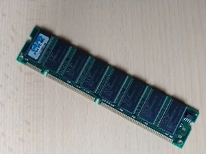 SDRAM: NCP - 64 MB PC100 singlesided NP33S886400K-8 - Bild 1 von 1