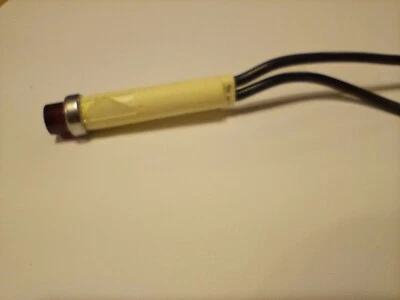 Красный круглый панель крепление индикатор света / с хромированным ободком новый из старых запасов - Изображение 1 из 4