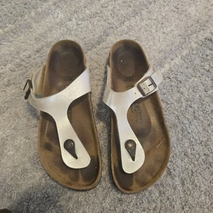 Birkenstock Gizeh Patent Leather Sandals White Women's EU 38 US 7-7.5 - Picture 1 of 9
