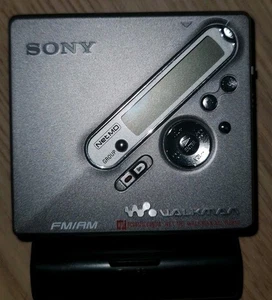 Sony Walkman MZ-NF810 Net MD/Radio Discman Recorder Boxed (No Tested) - Picture 1 of 5