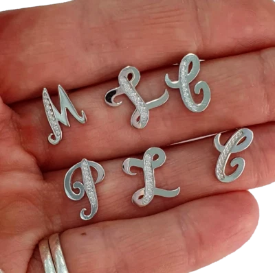 Orecchino  con lettera Argento 925 con zirconi, gioielli donna regalo Ragazza - Immagine 1 di 2