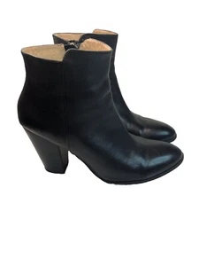Adrienne Vittadini AV-Beach Damengröße 8 schwarze Leder-Stiefeletten Reißverschluss an den Seiten - Bild 1 von 10