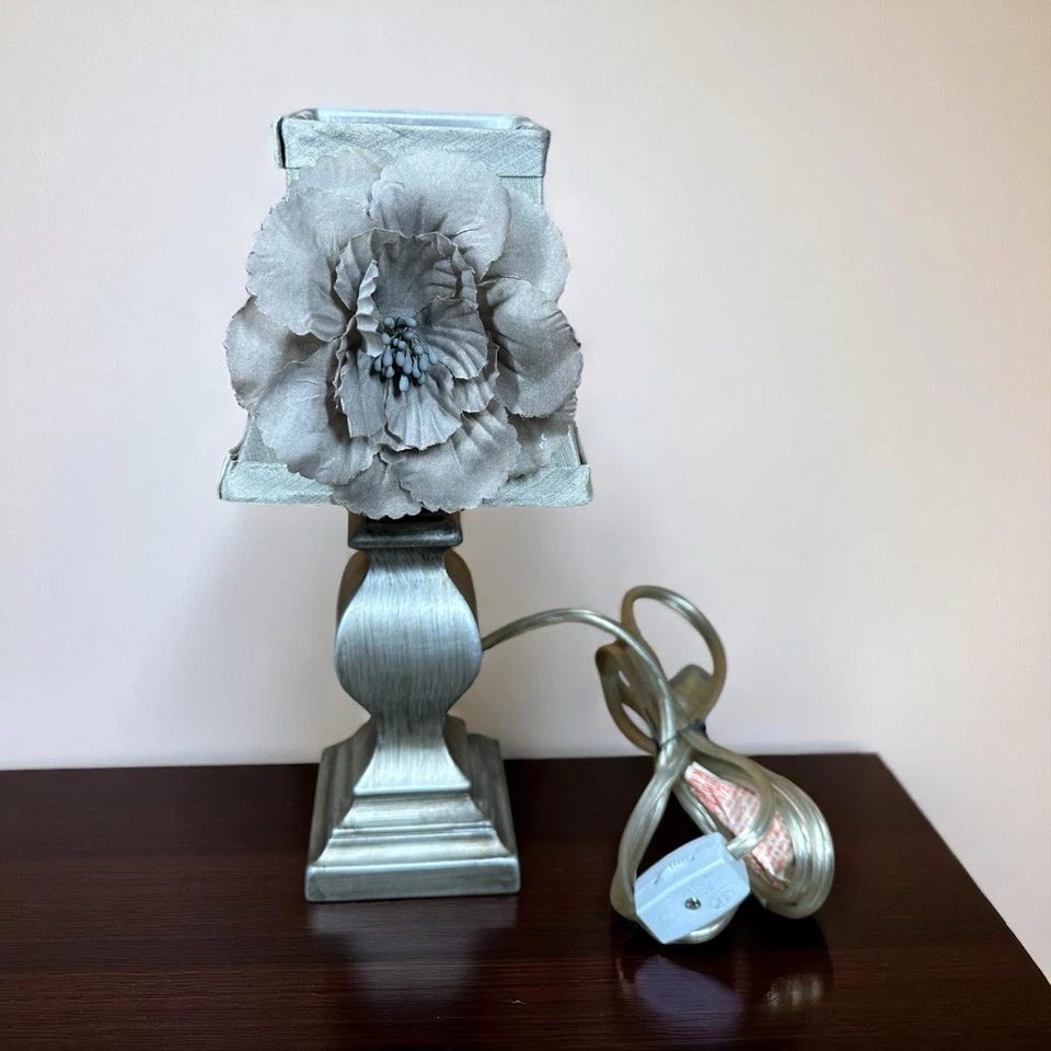 Small Pewter Color Accent Table Lamp with 3D Flower Shade 10" Bedroom Bathroom - Image 1 of 4
