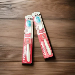 (Pack of 2) Colgate Total Foaming Clean Toothbrush, Soft - Picture 1 of 1