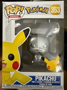 Pokémon Pikachu Plata 25 Aniversario Funko Pop Abovedado - Imagen 1 de 5