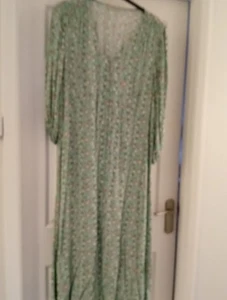 Green Floral Maxi Dress - Picture 1 of 2