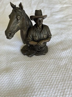 estatuas veronesas ganadero y su caballo Foto 1 de 4