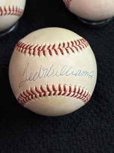 Ted Williams Signed Baseball ⚾️ American League MLB Baseball NO CERT - Picture 1 of 15