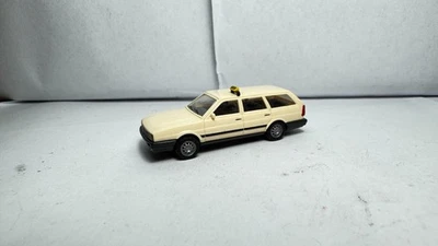 Busch 1:87 H0 VW Volkswagen Passat II Variant (tipo B2) 1980 - 1988 - Immagine 1 di 4