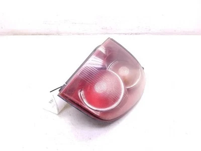 00-03 CONJUNTO LUZ TRASERA DERECHA LADO PASAJERO LEXUS RX300  Foto 1 de 4