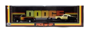 1979 Dodge 150 1969 Plymouth Road Runner M2 Machines 1:64 Scale Auto Haulers R84 - Picture 1 of 2