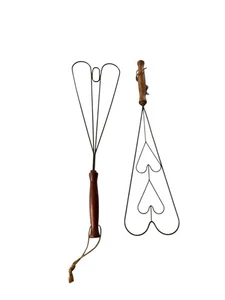 2 Vintage Rug Beaters Pillow Fluffers with Wood Handle Twisted Wire Heart - Picture 1 of 11