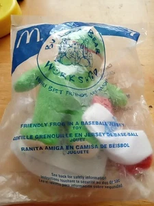 2006 BUILD-A-BEAR FRIENDLY FROG IN BASEBALL JERSEY McDonald's Happy Meal #7 NEW - Picture 1 of 3
