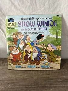 Snow White and the Seven Dwarfs Book & Record - A - Picture 1 of 2