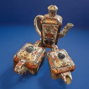 Japanese Imari Porcelain Ceramic 3pc Set Of Saki Pot, Sugar, Tea Pot Vintage - Picture 1 of 10