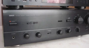 Yamaha AX-570 Stereo Integrated Amplifier Vintage Audio HI-FI A/B POWERFUL RARE - Picture 1 of 7