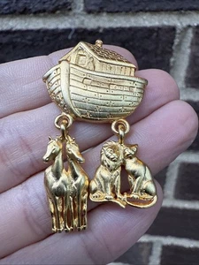 Broche JJ Jonette Vintage Pin Dorado Tono Latón Arca de Noé Historia Bíblica de colección - Imagen 1 de 5
