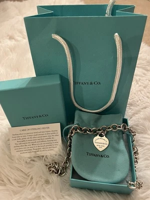 Gargantilla Tiffany & Co. auténtica con etiqueta de corazón de plata de ley. Excelente Estado Foto 1 de 3