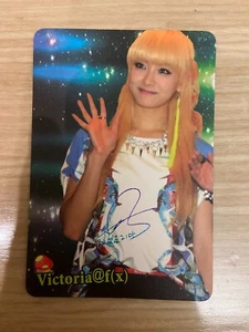 F(x) Victoria YES! Photocard with Printed Signature Trading Card Kpop - Picture 1 of 1