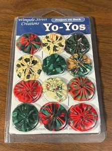 Wimpole Street Creations - Weihnachten Yo-Yos (12) kariert/rot/grün/weiß - NEU/NEU IN VERPACKUNG - Bild 1 von 3