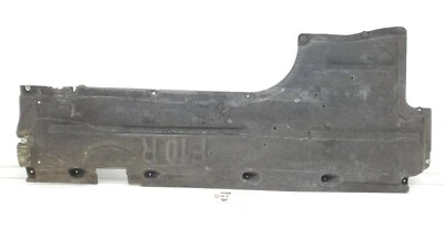 BMW 550I F10 2011-2016 lado del pasajero derecho debajo de la carrocería protector contra salpicaduras revestimiento fabricante de equipos originales. Foto 1 de 4