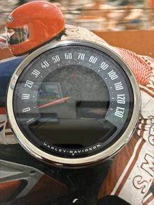 18-24 Harley Davidson Heritage Softail Slim Deluxe Speedometer Gauge 70900644 4K - Picture 1 of 6