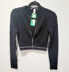 Victoria's Secret Luxe Black Cable-Knit Cropped Cardigan Size Medium - Picture 1 of 11