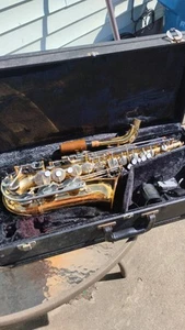 VITO JAPAN ALTO SAXOPHONE # 092408 With case - Picture 1 of 24