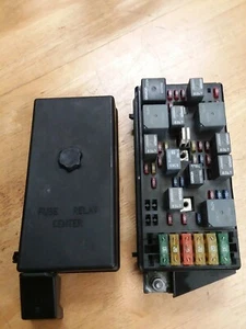 1997 - 2004 CORVETTE ENGINE BAY FUSE BOX #10443149 - Bild 1 von 7