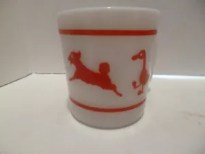 Vintage Farm Animals Milk Glass Mug Duck Lamb Pig Rooster RED Hazel Atlas - Picture 1 of 6