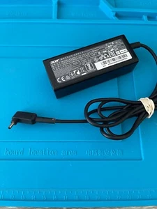 Genuine Acer Aspire A13-045N2A PA-1450-26 Laptop Charger Power Supply 3.0*1.1mm - Picture 1 of 4