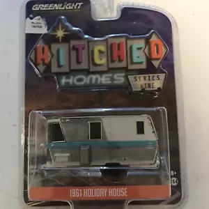 GREENLIGHT GL34090-A 1/64 1961 HOLIDAY HOUSE WEATHERED FREE SHIPPING! - Picture 1 of 4