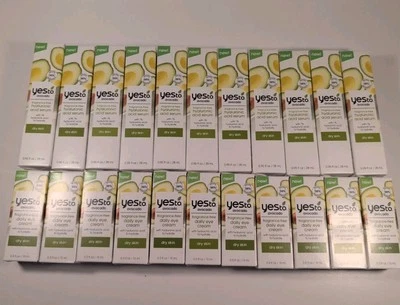 Suero de ácido hialurónico sin fragancia 22 Yes To Aguacate - 0,95 fl oz y crema para ojos  Foto 1 de 4