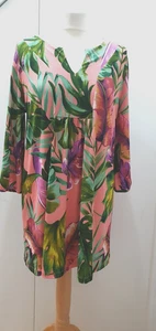 Kim & Co brazil knit 3/4 sleeve notch neck tunic new size medium pink palm - Picture 1 of 2