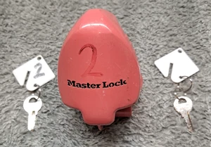 Master Lock Universal size Trailer Hitch Lock fits 1-7/8" 2" & 2-5/16" Couplers - Picture 1 of 3