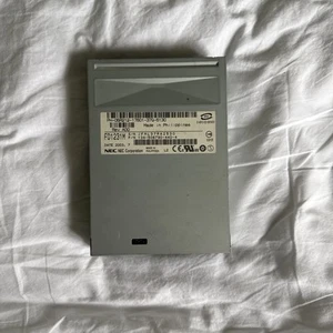 NEC 3.5/1.44MB IDE Internal Floppy Drive #FD1231M - - Afbeelding 1 van 6